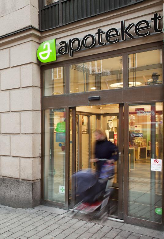 Moderbolaget Under perioden januari september uppgick nettoomsättningen för Apoteket AB till 15 118 (15 075) miljoner kronor. Försäljningen har ökat på konsumentmarknaden och minskat på vårdmarknaden.