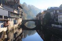 Den franska vägen, Saint Jean Pied de Port Logroño, 8 nätter 2(7) Dag 1 Ankomst till Saint Jean Pied de Port Till Frankrike finns det flera möjligheter att ta sig med flyg eller tåg.