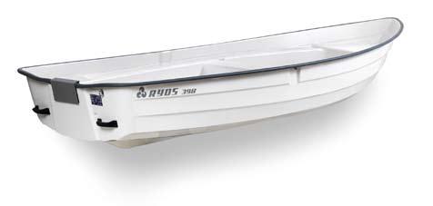 B A S I C Ryds 398 Vacuuminjicerad roddbåt med löstagbar sittoft. Lämplig för fiske och utflykter. Enkel att ro eller med motor upp till 4 hk.