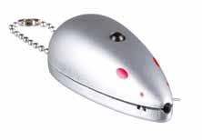 pris: 59:- Laserpekare Catch the Light 7 cm, flera färger Batteridriven laserpekare i form av en mus. Med ögla att fästa på tex. en nyckelring.