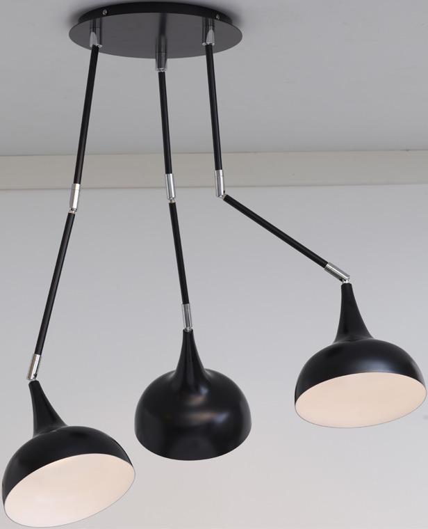 STANFORD. 104925 Svart/Black - Krom/Chrome Ø 550 H 800 E14 3x40W 1 pcs 104925 Stomme i metall. Skärm i aluminium.