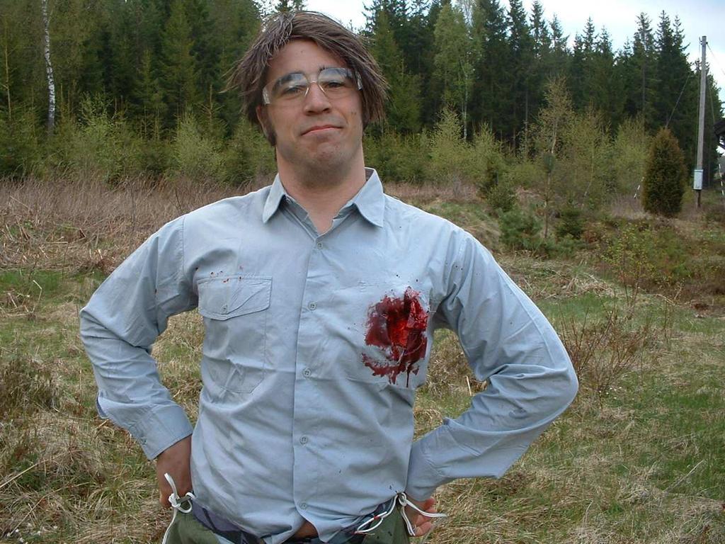 Art no 851 Detonerande tändpärla. Stolt kursdeltagare.