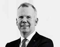 Styrelseledamot Höegh Autoliners AS och Gard P81 Ltd. Speciella kompetenser Har en gedigen erfarenhet inom sjöfart, sjörättsjurist, sjöofficer och 20 års Asienerfarenhet.