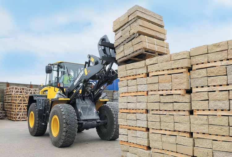 Mångsidig PZ-länkning En maskin för alla tillämpningar Parallellföring för snabb pallhantering Den nya Komatsu WA200PZ-6 är det rätta valet för