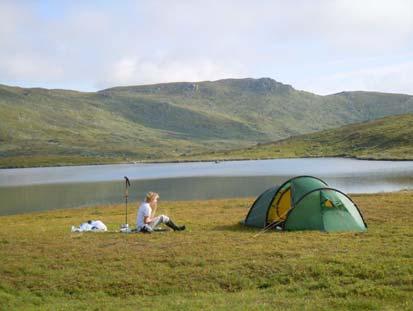 2 augusti En härlig morgon. Dimman som lättar från sjön av en värmande sol.