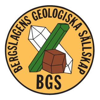 Då vi inte får in något material till medlemsbladet och redaktören inte besitter tillräckliga geologikunskaper för att skapa egna mineral- eller fyndortsbeskrivningar så ber
