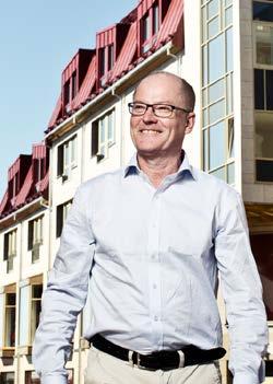 VD HAR ORDET KNUT ROST, VD PLATSEN ÄR NYCKELN Förvaltningsresultatet fortsätter att stärkas genom ökade hyresintäkter och effektiv förvaltning.