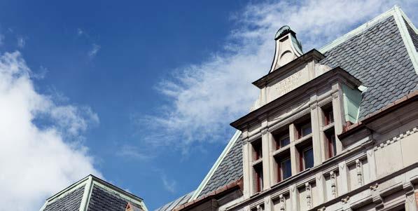 VÅRA HYRESGÄSTER HYRESGÄSTER Vår hyresgästsbas är väl diversifierad sett utifrån både geografi och bransch. Antalet lokalhyreskontrakt uppgick till 3 052 (3 045).