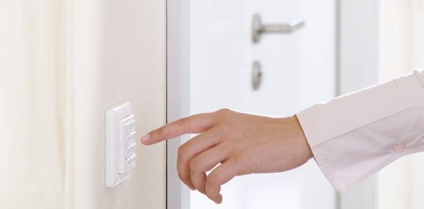 I många byggnader är det därför ett grundläggande krav att dörrstyrningssystemen kan reglera tillträdet till enskilda rum. Tillförlitliga lås är en fråga om förtroende.