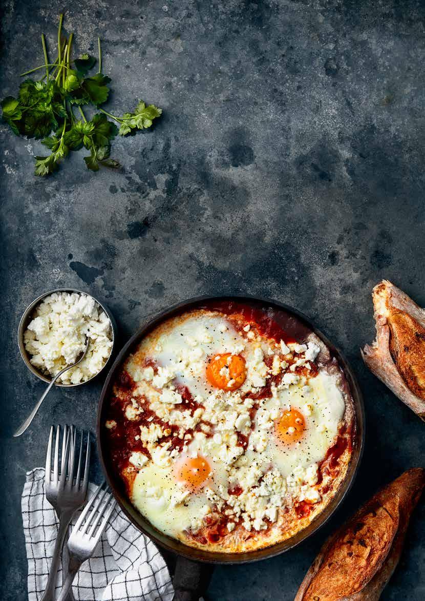 ShakshukA 4 PORTIONER DENNA ÄGGRÄTT FRÅN MELLANÖSTERN ÄR EN FANTASTISK BRUNCHRÄTT OCH GÅR ATT VARIERA I DET OÄNDLIGA.