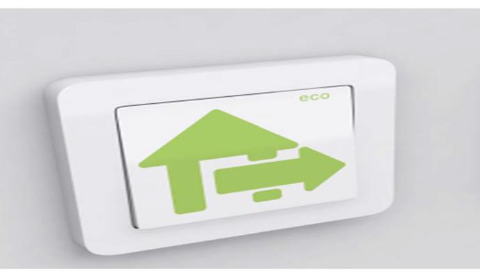 8. ENERGIEFFEKTIVITET Greenhouse är en byggnad utformad för att ha en så låg energianvändning som möjligt. I sydläge, högst upp på höghusdelen på etagelägenheterna, finns 200 kvadratmeter solceller.