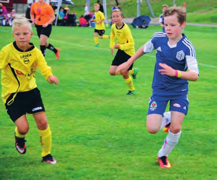 Charmiga 7-manna 10-11 åringar spelar charmig 7-mannafotboll och spelar sina matcher på fyra planer med mindre storlek i Valberget, Aspen och Västanvik.