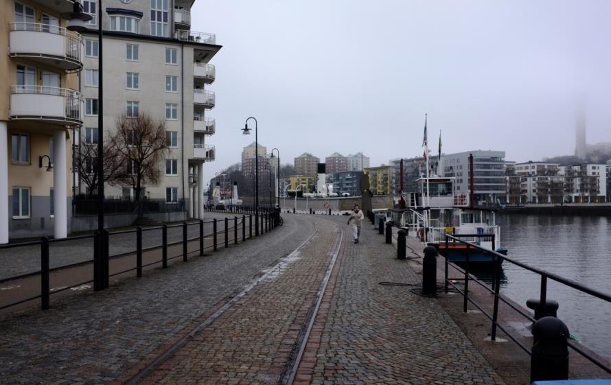 Gångstråk De viktigaste gångstråken är belägna utefter kajerna och genom Lumaparken och Stora