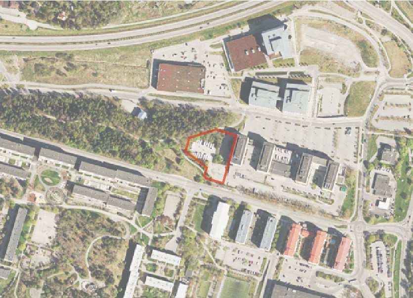 2017-10-05 2 (13) Syftet med ändringen av detaljplan är att: Utöka byggrätten inom planområdet till största bruttoarea i kvadratmeter ovan överbyggd gård, exklusive inglasade balkonger.