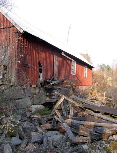 Sedan besöket 2005, har rännan och resterna efter vattenhjulet raserats ännu mer. Platsen har ett pedagogiskt värde för hur vattenkraften nyttjats på olika sätt.