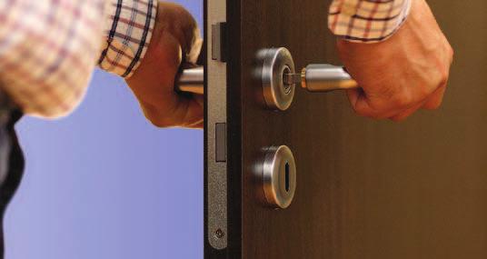 HOPPE Kvick-i-Sprint Bara att sätta ihop så är det klart! Montering av dörrhandtag: Med den nya tekniken fixeras dörrhandtaget permanent med ett enda handgrepp.