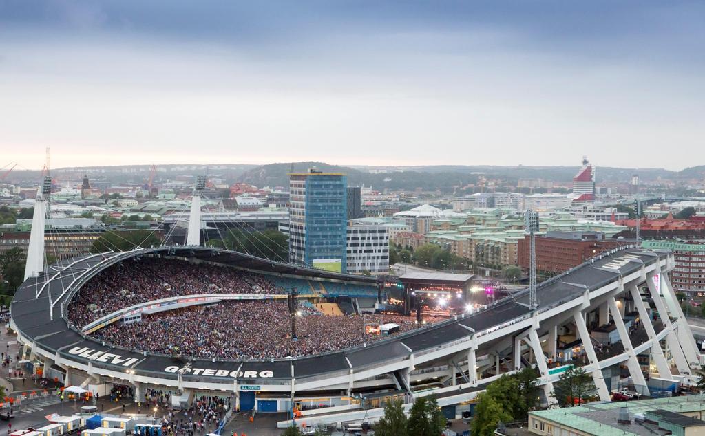 Leva livet fortsätta leva mitt liv Vill inte bli gamla. Vi får en andra chans. Nu lever vi upp våra tillgångar.