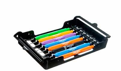Håller 8 instrument inkl Spegel.