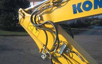280 mm Extra hydraulkretsar En 2-vägs extra hydraulkrets, elektroniskt kontrollerad från höger