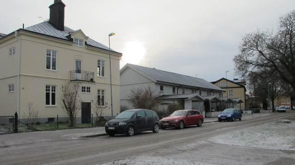 växte fram omkring 1880 utanför det stadsplanelagda stadsområdet. Kvarteren norr om Norrlandsgatan byggdes i allmänhet ut på 1920 talet, på mark som tillhörde Uppsala stad.