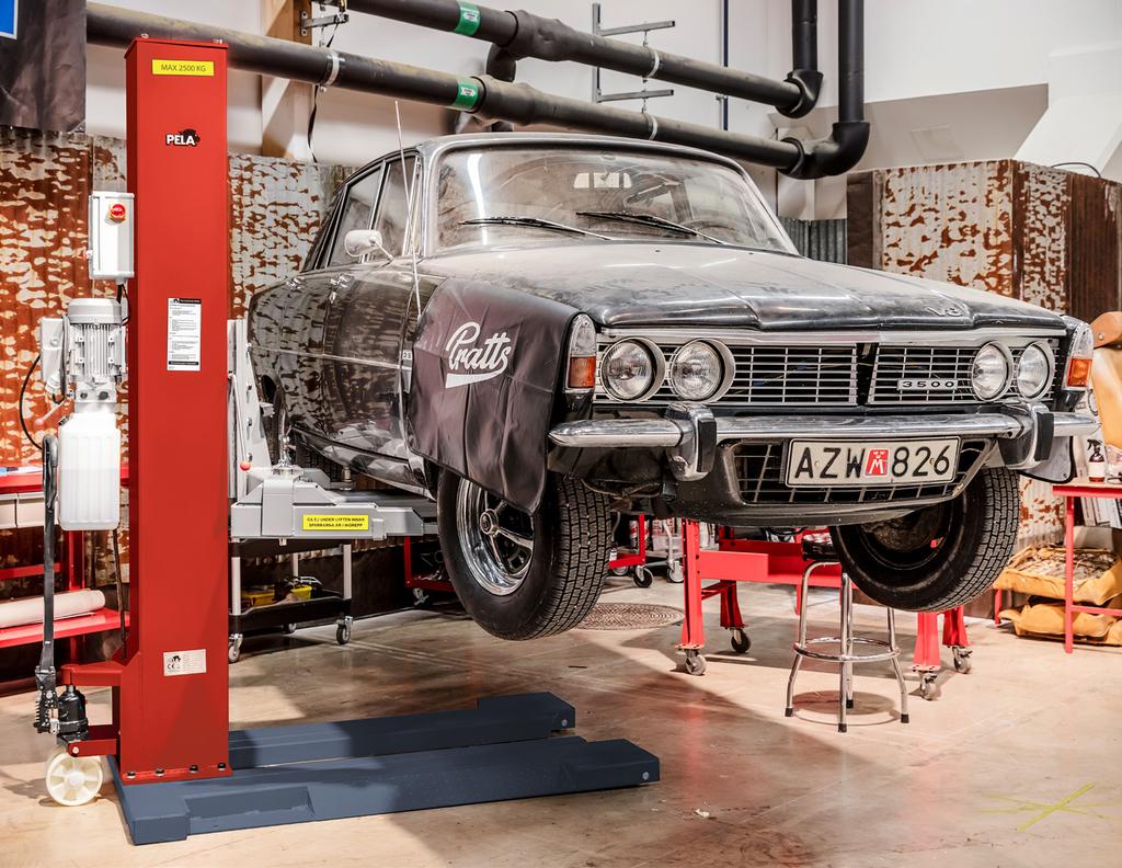 PELA ENPELARLYFT Ytterligare en flyttbar historia som tar minimalt med plats. Tack vare en enda pelare behöver du inte bekymra dig över att det är trångt, dessutom får du mer plats till att skruva.