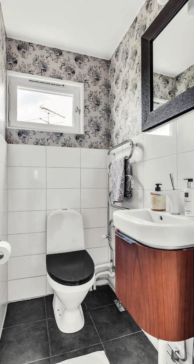 sovrum och WC