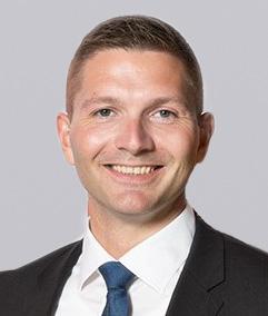 En global aktör med lokal förankring Certifiering ger säkerhet INNEHÅLL 2/ Krönika 3/ Certifiering ger säkerhet 4/ 6/ 7/ 8/ En superbil som kräver superfinish 9/ 10/ Ett vinnande lag 11/ Hempaline