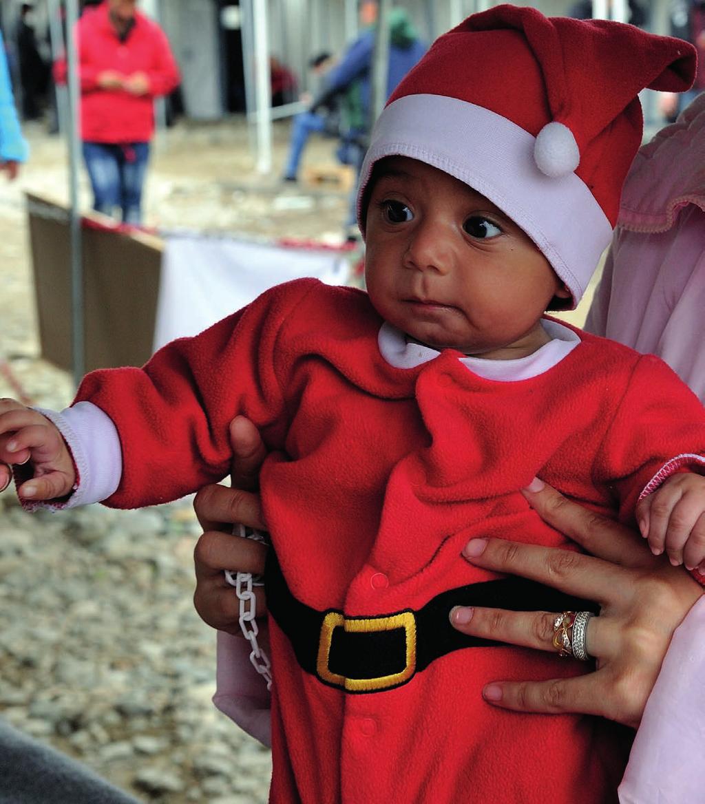 PÅ FLYKT TILLSAMMANS FÖR VÄRLDENS FLYKTINGAR SIDA Jordbävning i Indonesien 2 Träffa Amira 3 Julklappstips 5 Ett litet barn som är