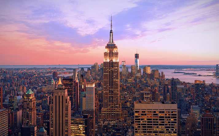 MER ÄN BARA MARATON Maratonloppet i all ära men New York är ju en stad som har mycket mer att erbjuda dig som besökare: museer, Empire State Building, shopping, konstgallerier, Frihetsgudinnan,
