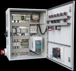 IHP bygger styr- och kraftskåp för alla möjliga applikationer från den enkla styrautomaten med en