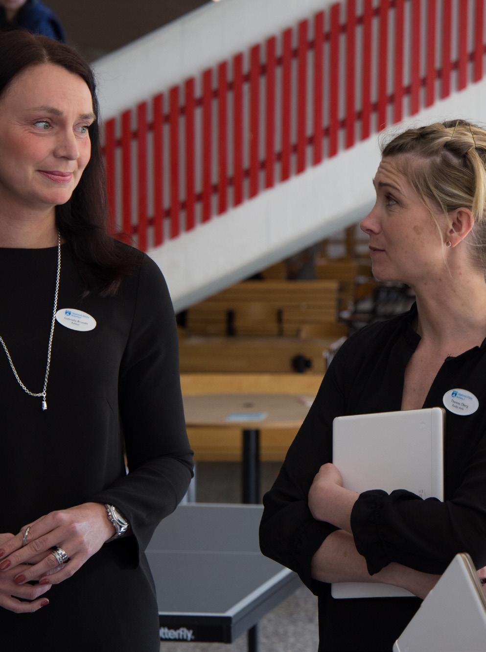 I strategin lyfts vikten av samarbete mellan stat och andra parter som huvudmän och aktörer som tillhandahåller digitala verktyg, lärarresurser, kompetensutveckling och teknikstöd.