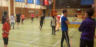 Lördagen den 10 nov. kl. 15.00-17.15 sport kl. 17.15-18.00 dusch/bastu kl. 18.00-21.00 samvaro i kyrkan med tacos, spel mm.