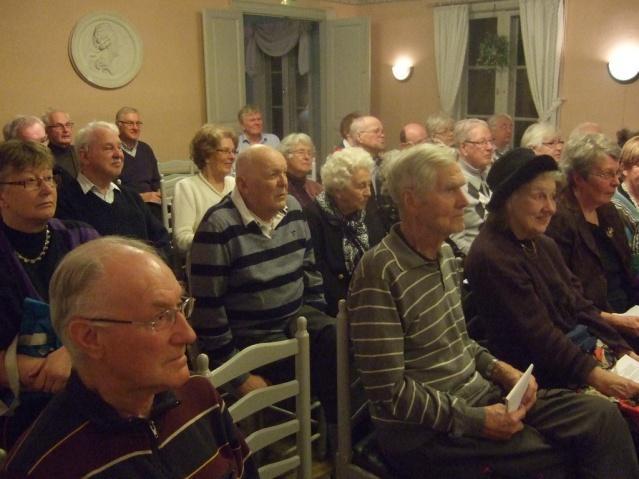 Föreningens årsmöte Föreningens årsmöte ägde rum 8 mars på Enebybergs gård. Det leddes av rutinerade årsmötesveteranen Ulf Linden, och klubbades igenom på knappa 30 minuter. föreningen.
