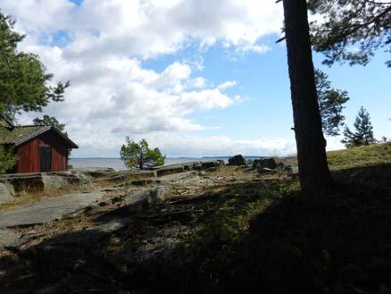utbyggnad som skett historiskt bejakas. En naturlig del i den lantliga karaktären är odling och djurhållning i kombination med boende.