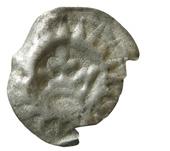 Fig. 6. Erik av Pommern, halvpenning (Galster 6). Fig. 7. Erik av Pommern, kopparsterling (Galster 10). Fig. 8. Erik av Pommern, søsling (Galster 11).