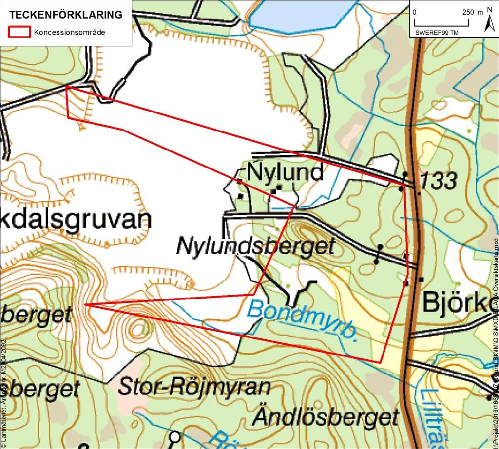 I Figur 2 illustreras det sökta koncessionsområdet Nylunds K nr 1 med röd färgmarkering. Figur 2: Det sökta koncessionsområdes utbredning.