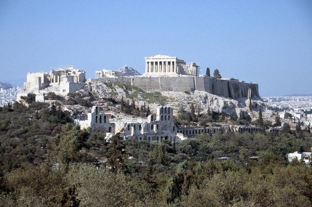 Akropolis från sydväst.