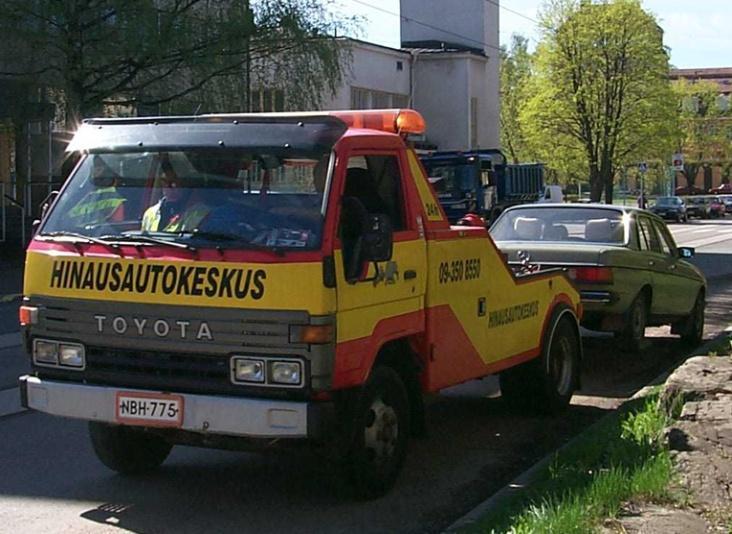 Rengöring startar normalt i distrikten i stadskärnan, som blir snöfri tidigare än periferin.