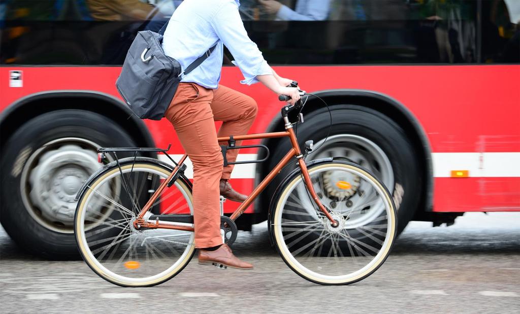 CYKELVÄGAR TILL OCH FRÅN KOLLEKTIVTRAFIK SKA BLI FLER OCH BÄTTRE