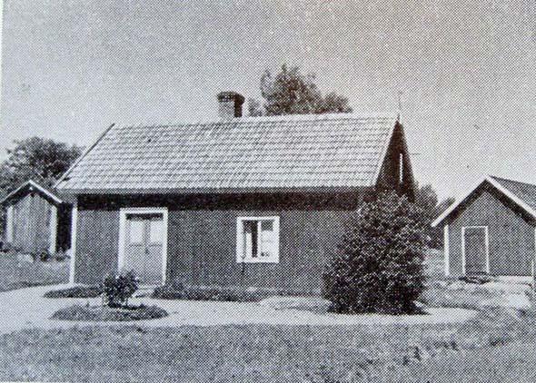 3 KLOCKARGÅRDEN Torp nr Tidigare fastighetsbeteckning Soldattorp nr 114 44 3:29 Rosenberg 2 Torpet finns på Häradsekonomisk karta 1868-77, markerat med Stp 41.