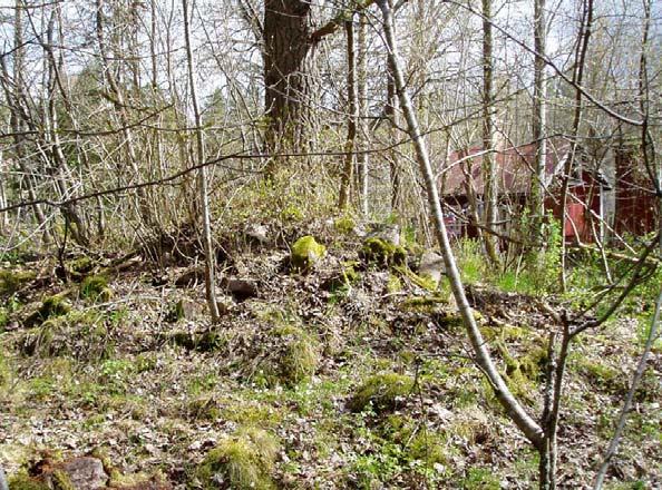 10:4 GATUGÅRDEN Torp nr Tidigare fastighetsbeteckning Backstuga 81 Odinslund Torpet finns på Häradsekonomisk karta 1868-77, markerat med Bs.