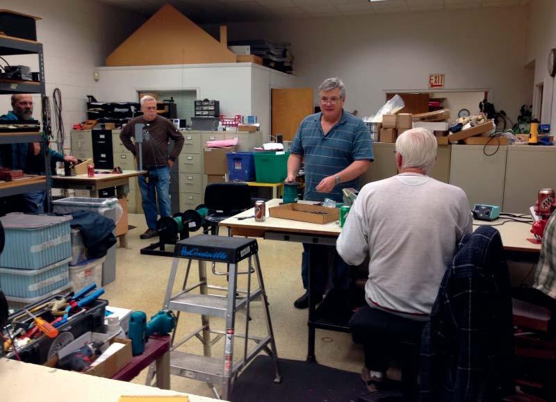 K1N Navassa januari 2015 DX Metro DX Club klipper radialer. Från vänster till höger: Phil N9LAH, Lee WA9LEY, Jim N9TK och Bob K9CJ.