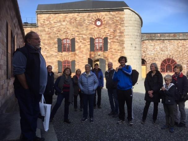 under vandringen berättade Bogesunds historia.