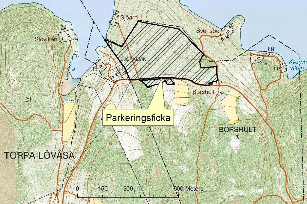 Informationsskylt tas fram, ev vandringsled märks ut, parkeringsficka grusas vid vägen i samråd med markägaren. Löpande skötsel: Underhåll. Bakgrundskartor Lantmäteriet. 2.