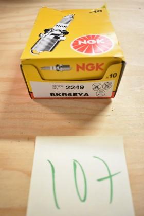 00 kr exkl moms 10 st tändstift NGK BKR 6