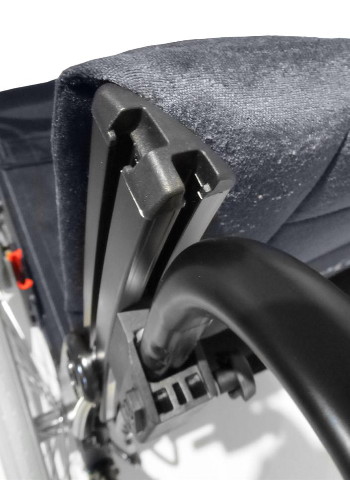 Mobility and Seating Solutions Gäller Etac Cross 5, Cross 5 XL Ryggskena & Ändavslut, ny Den nya profilen är designad med en slät insida och slätare ändavslut samt skåror som förenklar montering av