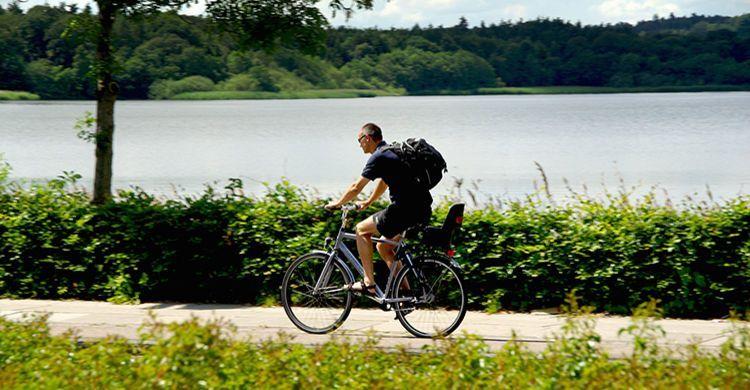 CYKELSEMESTER I DANMARK KÖPENHAMN OCH KUNGARNAS NORD SJÄLLAND Upplev nordliga Själland på den här resan med mellan långa dagsetapper som bjuder på både kustlinje, slott, museer, stor stad, vikingar