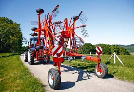 GA 8121 ROBUST ALLROUNDMASKIN Oavsett om du hanterar hö, ensilage eller halm, så är svåra förhållanden inga problem för GA 8121.