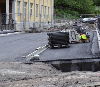 Stadskällarbron - en långdragen historia! dimensionerade för den ökade trafikintensiteten. Efter att trafikhindren tagits bort har även hastigheten på sträckan ökat.