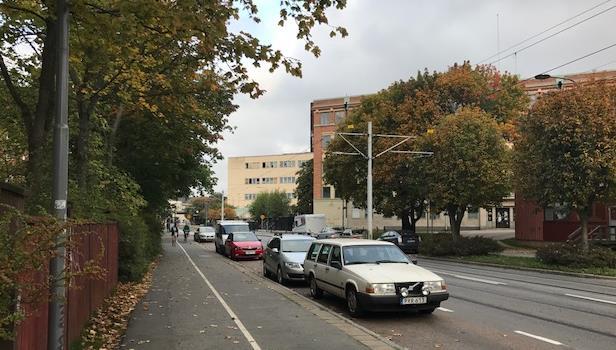 Sida 6 (28) AB avtalat med ägaren till Lövholmen 15 om att förvärva fastigheten.